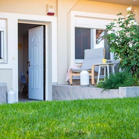 Yelayellow House Near To Airport, Rafina Port And Metropolitan Expo 아르테미다 외부 사진