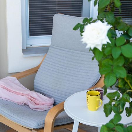 Yelayellow House Near To Airport, Rafina Port And Metropolitan Expo 아르테미다 외부 사진