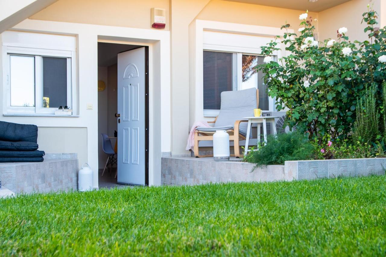Yelayellow House Near To Airport, Rafina Port And Metropolitan Expo 아르테미다 외부 사진